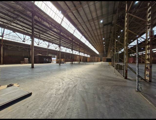14,389M² WAREHOUSE TO LET IN ALRODE